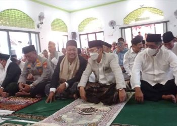 Pemkab Bekasi Berbagi Hewan Qurban Sampai ke Pelosok Desa Terpencil