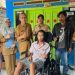 Bahagianya Engkai Dapat Kursi Roda dari Pemkab Bekasi