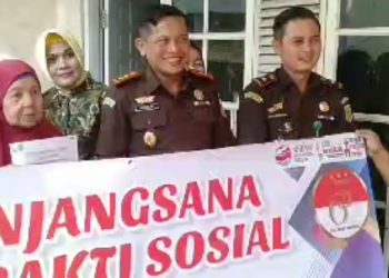 Kajari Karawang Anjangsana ke Purnabakti