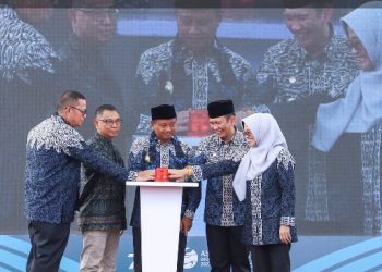 Plh Gubernur Jabar Buka Hari Koperasi