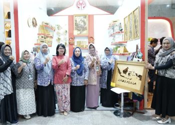 Dekranasda Kabupaten Bekasi Pamerkan Hasil Kerajinan di The Jakarta International Handicraft Trade Fair