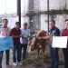 Bupati Gandeng DLH Salurkan 23 Sapi dan Puluhan Kambing CSR Perusahaan ke Masyarakat