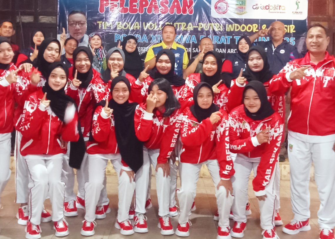 Benny Lepas Kontingen Voli Kabupaten Bekasi ke Popda Jabar