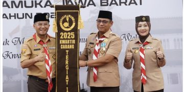 Pemkab Bekasi Terima Dua Penghargaan Atas Kepedulian Terhadap Pembinaan Pramuka dan Kwarcab Tergiat I Wilayah II Jawa Barat