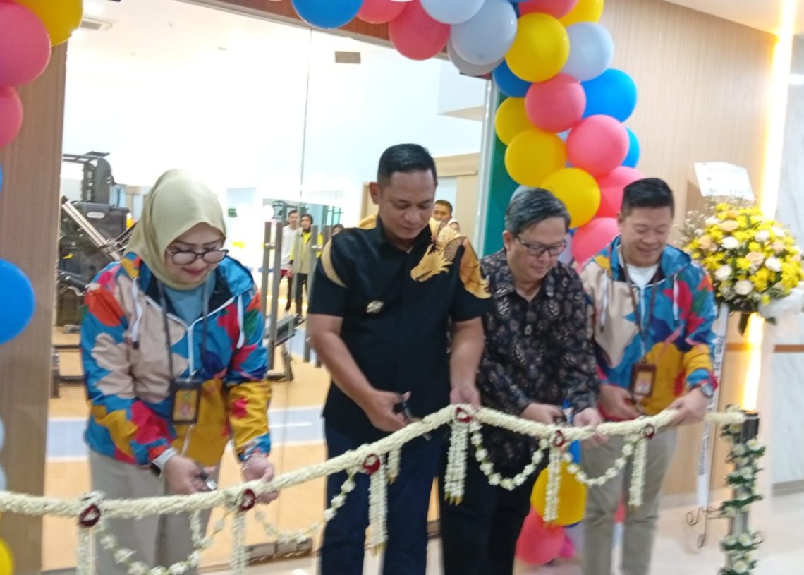 DIbuka , Layanan Sport and Rehabilation Center di Momen HUT Ke-17 Group Ke-12 RS Hermina Grand Wisata