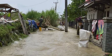 Muchlis:  Perbaikan Tanggul Kritis di Bekasi Berpacu dengan Waktu, 71 Titik Jadi Prioritas
