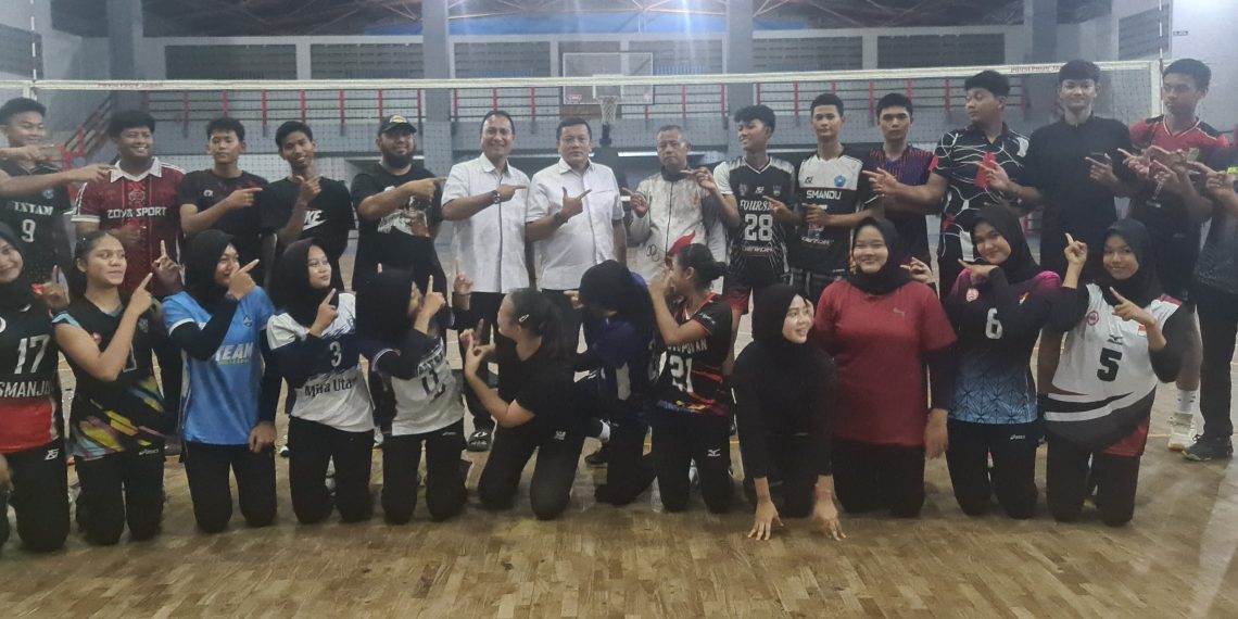 Bekasi Siapkan Generasi Emas Voli untuk Popwilda, Benny Hidayat: “Buktikan Potensi Kalian!”