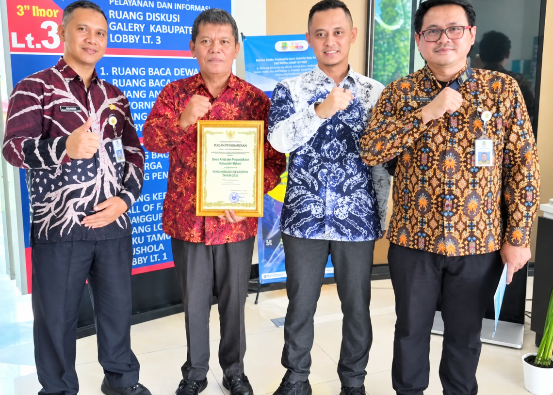 Disarpus Kabupaten Bekasi Kembali Raih Penghargaan Kearsipan